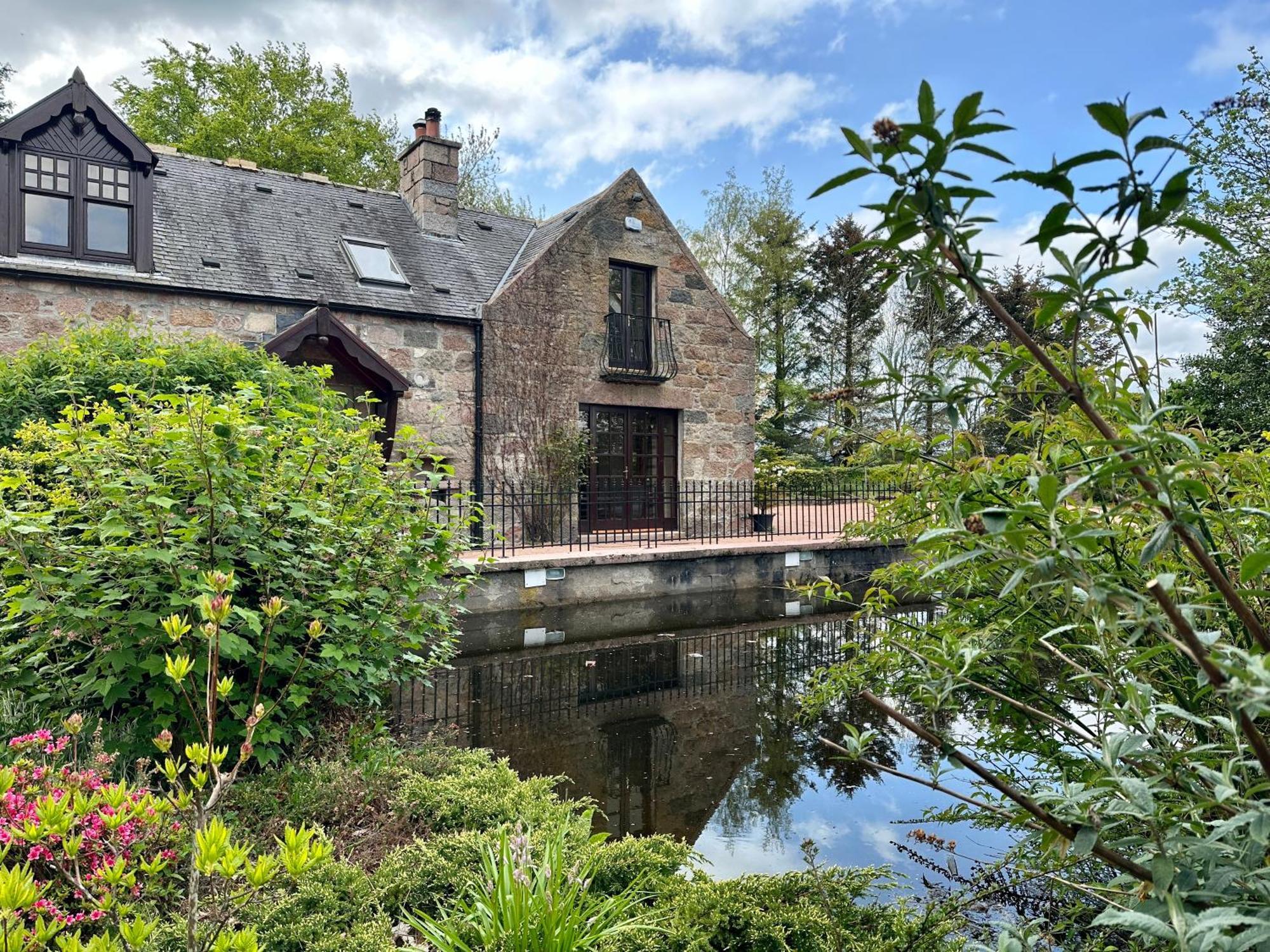 مبيت وإفطار إنفيريري Awakening Alchemy Retreat Centre المظهر الخارجي الصورة