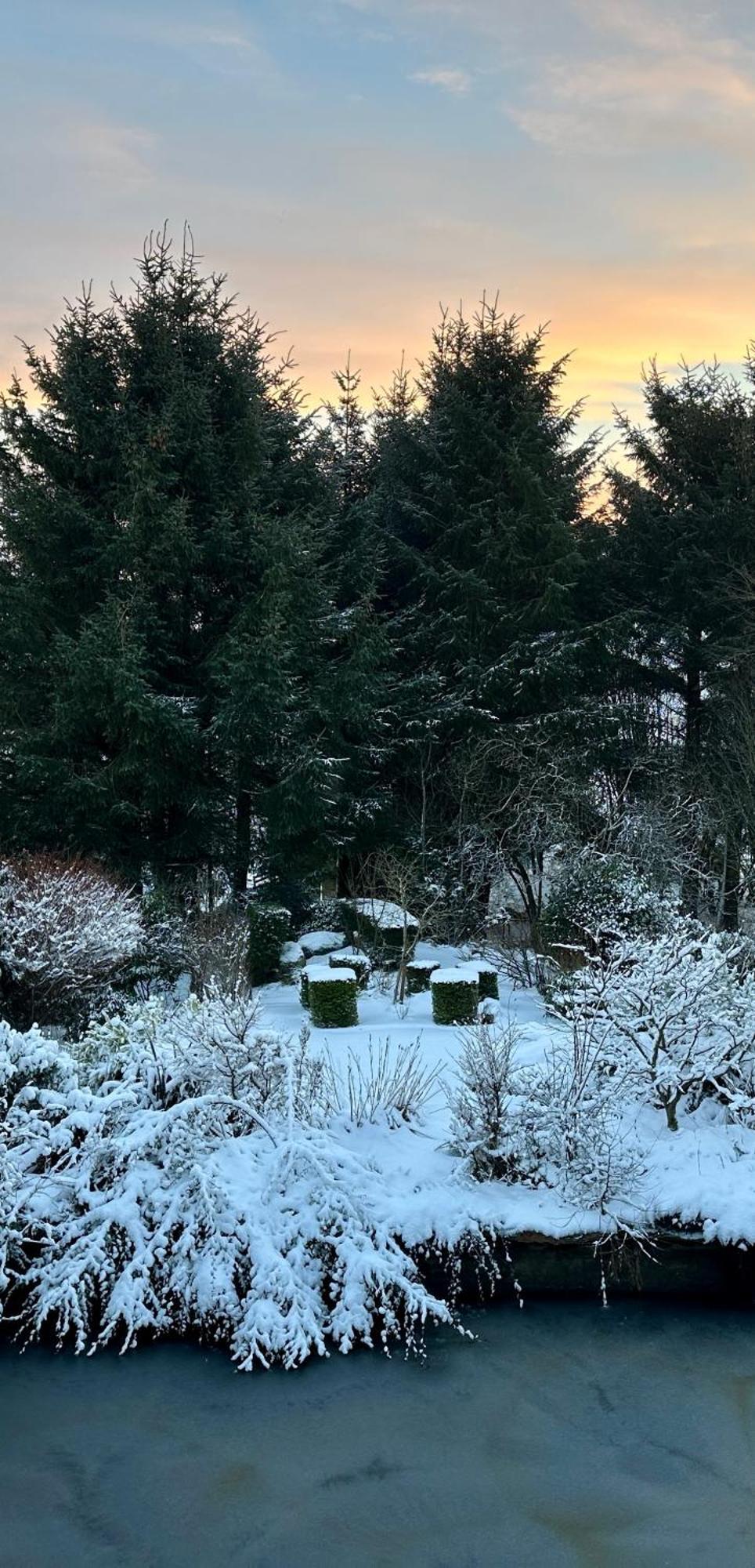 مبيت وإفطار إنفيريري Awakening Alchemy Retreat Centre المظهر الخارجي الصورة